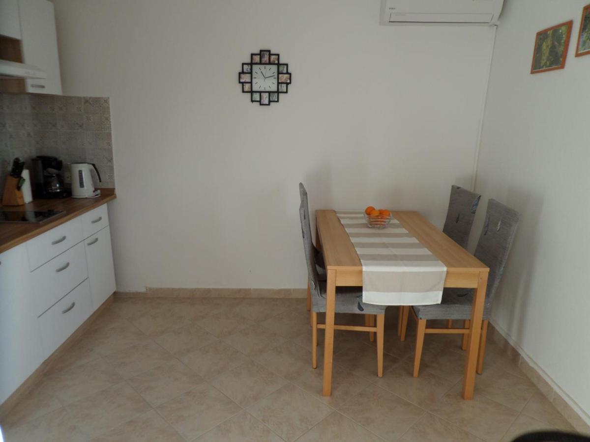 Apartmani Mirko Ljubac Razanac Bagian luar foto